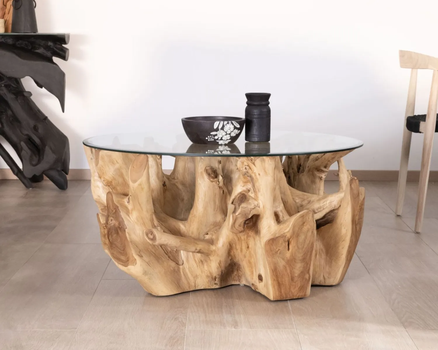 Meuble House Table de salon ronde en racine de teck naturel avec plateau verre "Jungle" Best