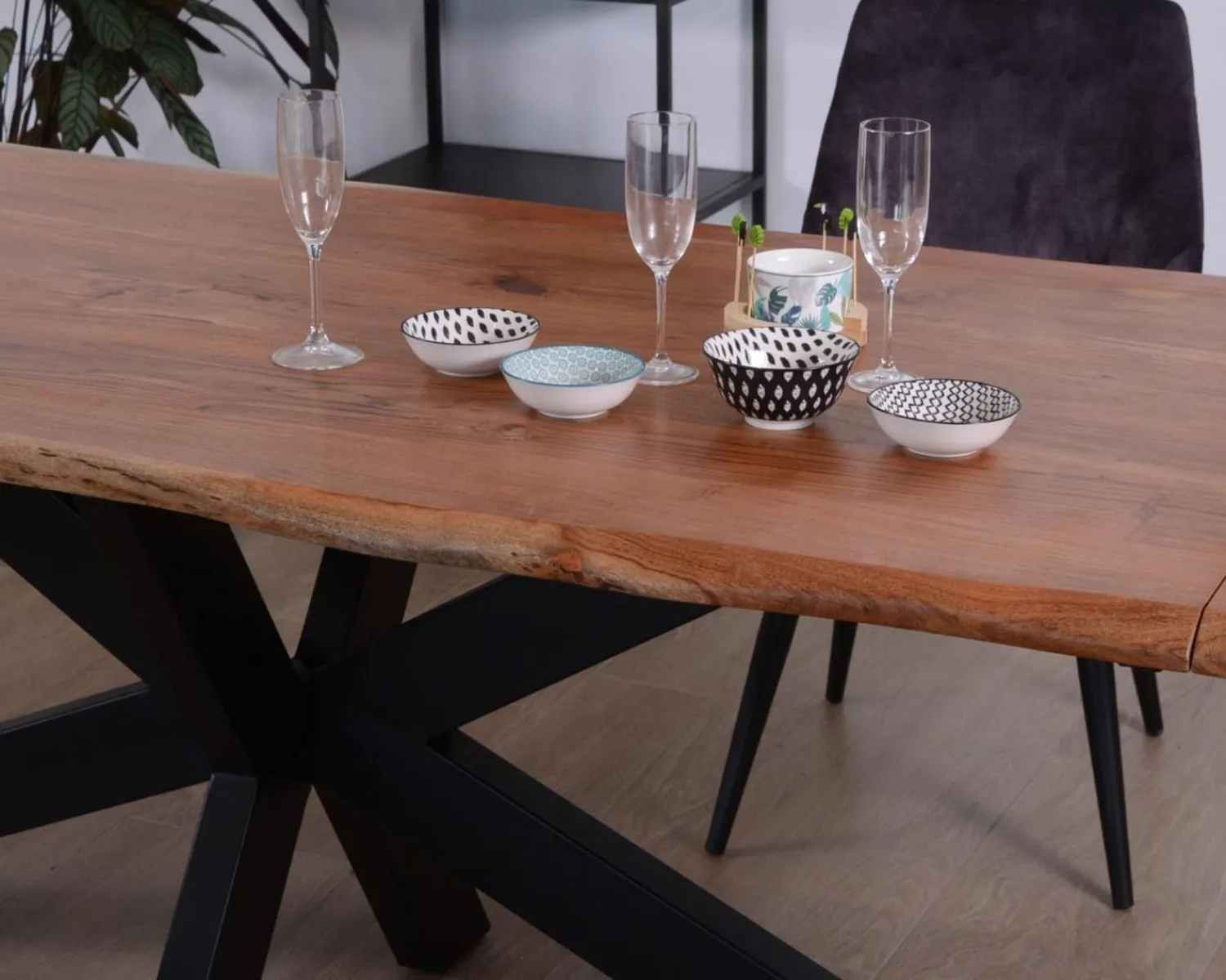 Meuble House Table en acacia avec extensions 180-260cm "Alya" Clearance