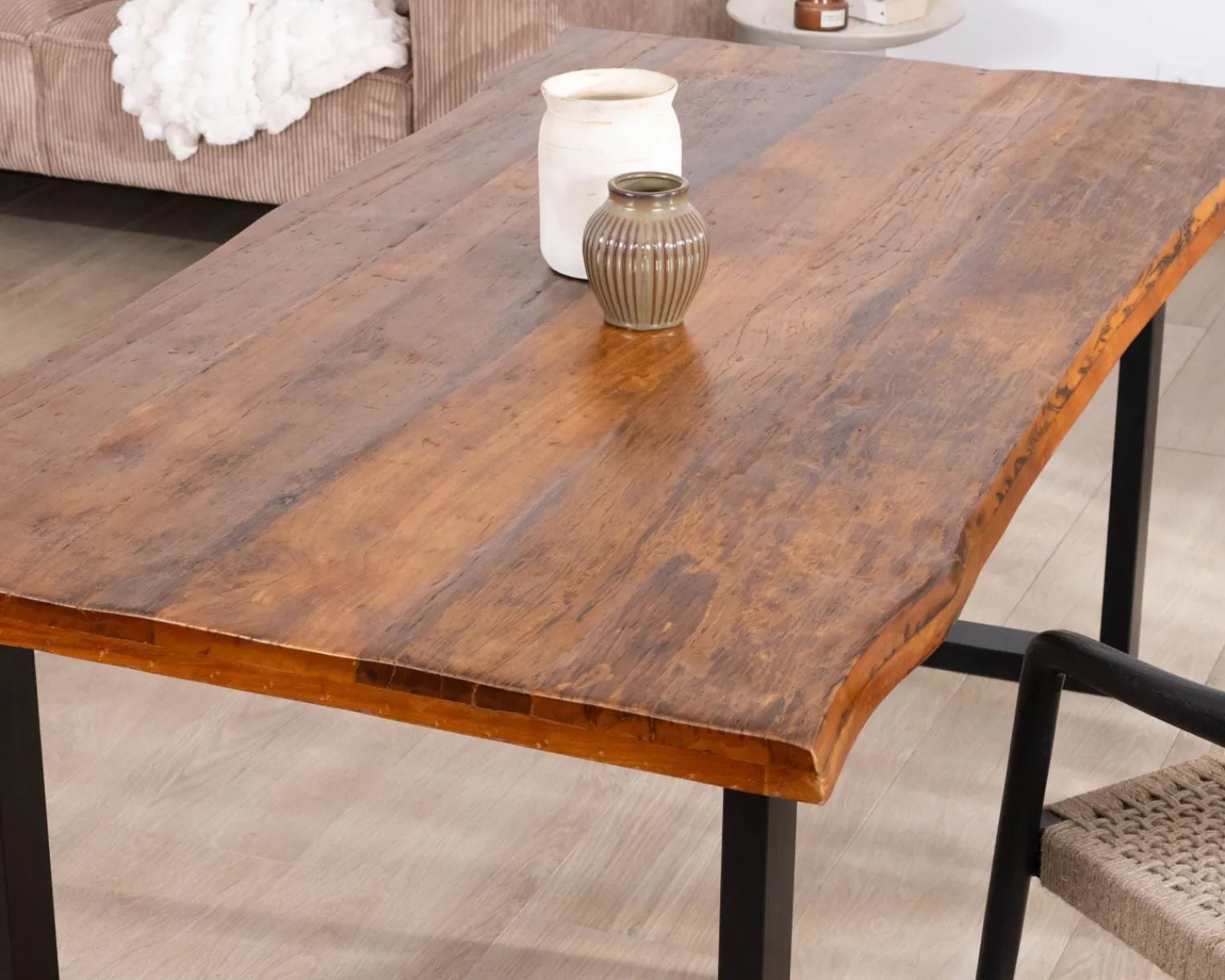 Meuble House Table à manger en bois recyclé et pieds métal noir en U "Alésia" 200 cm Sale