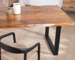Meuble House Table à manger en bois recyclé et pieds métal noir en U