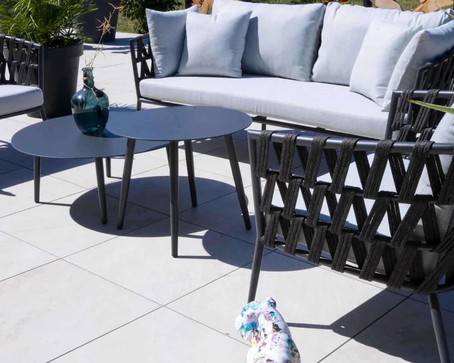 Meuble House Tables basses rondes diam. 85 et 60 aluminium anthracite "Saumur" Hot