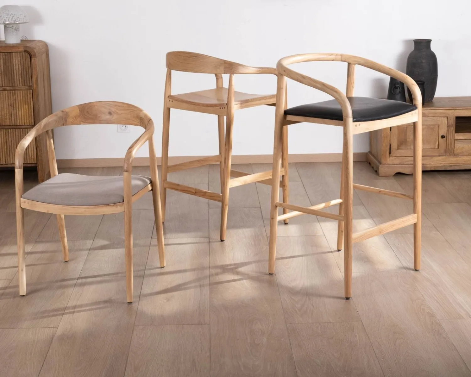 Meuble House Tabouret de bar en acacia design épuré avec dosseret "Vogue" Discount