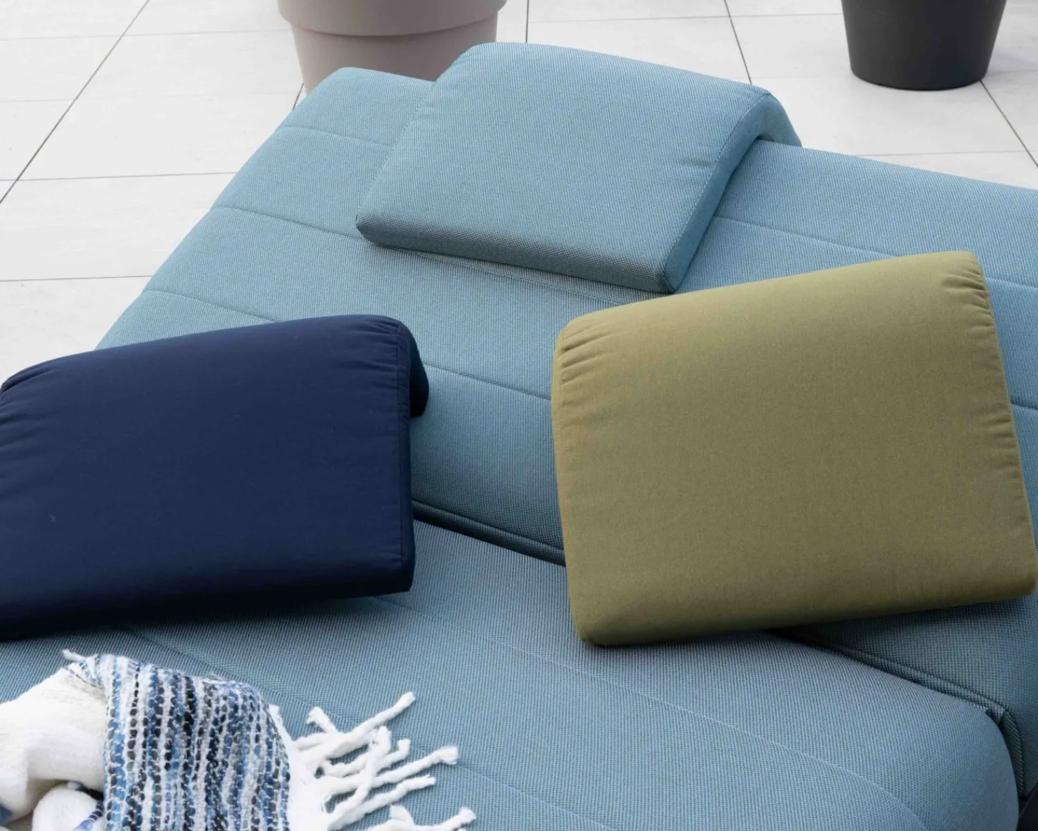 Meuble House Têtière en tissu turquoise pour chaise longue "Nusa Pedina" New